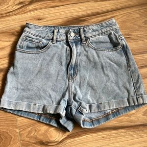PacSun size 24 mom shorts